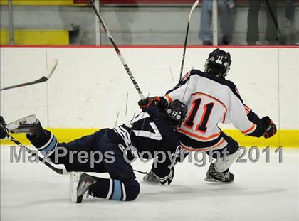 Thumbnail 1 in Wilton @ Lyman Hall photogallery.