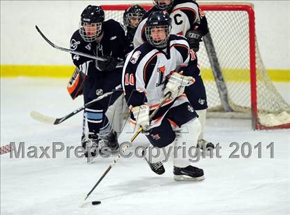 Thumbnail 2 in Wilton @ Lyman Hall photogallery.