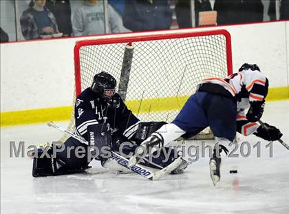 Thumbnail 1 in Wilton @ Lyman Hall photogallery.