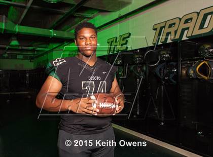 Thumbnail 3 in DeSoto (2015 Preseason Top 25 Photo Shoot)  photogallery.