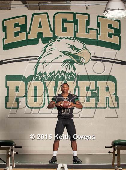 Thumbnail 1 in DeSoto (2015 Preseason Top 25 Photo Shoot)  photogallery.