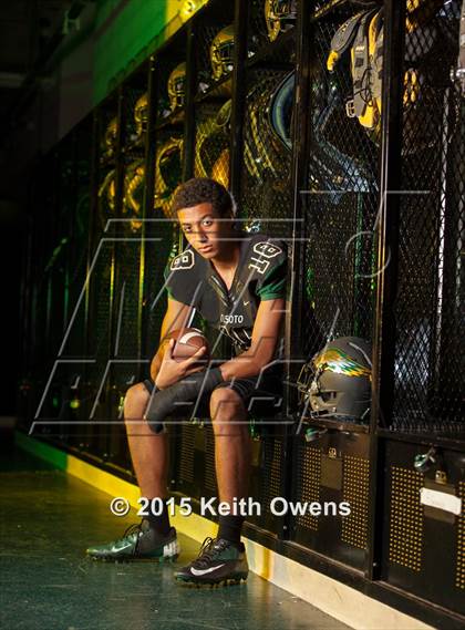 Thumbnail 2 in DeSoto (2015 Preseason Top 25 Photo Shoot)  photogallery.