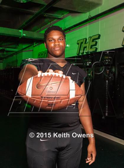 Thumbnail 1 in DeSoto (2015 Preseason Top 25 Photo Shoot)  photogallery.