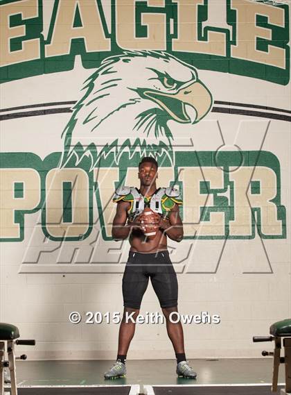 Thumbnail 2 in DeSoto (2015 Preseason Top 25 Photo Shoot)  photogallery.