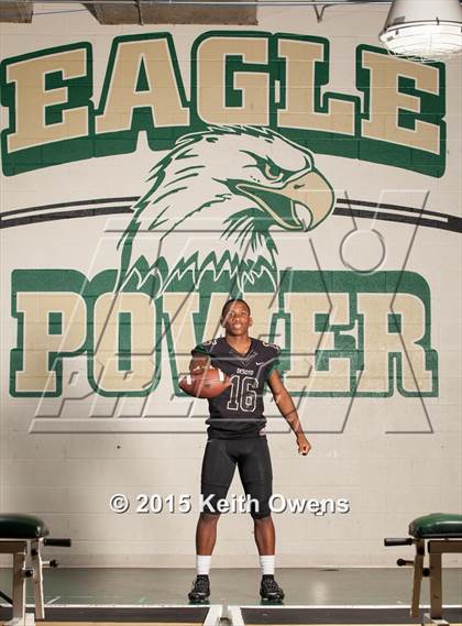 Thumbnail 2 in DeSoto (2015 Preseason Top 25 Photo Shoot)  photogallery.