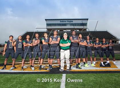 Thumbnail 2 in DeSoto (2015 Preseason Top 25 Photo Shoot)  photogallery.