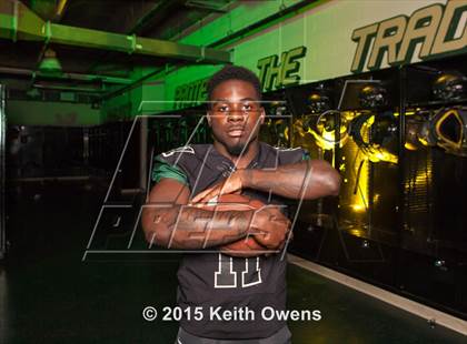 Thumbnail 1 in DeSoto (2015 Preseason Top 25 Photo Shoot)  photogallery.