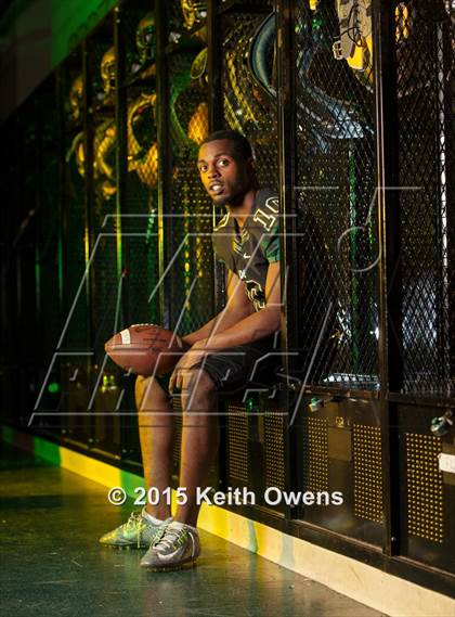 Thumbnail 2 in DeSoto (2015 Preseason Top 25 Photo Shoot)  photogallery.