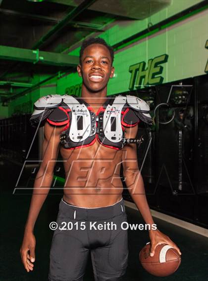 Thumbnail 2 in DeSoto (2015 Preseason Top 25 Photo Shoot)  photogallery.