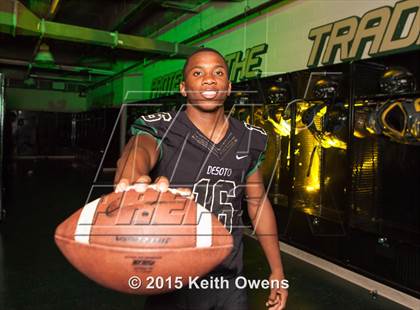Thumbnail 2 in DeSoto (2015 Preseason Top 25 Photo Shoot)  photogallery.