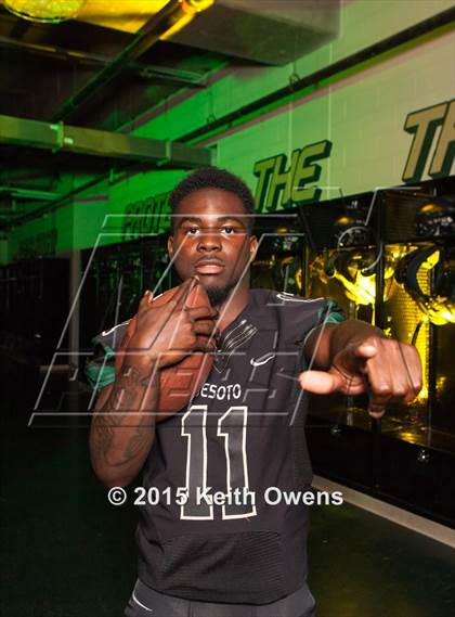 Thumbnail 2 in DeSoto (2015 Preseason Top 25 Photo Shoot)  photogallery.