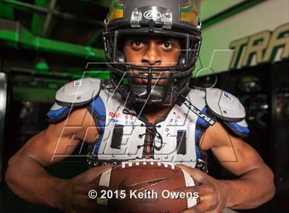 Thumbnail 3 in DeSoto (2015 Preseason Top 25 Photo Shoot)  photogallery.