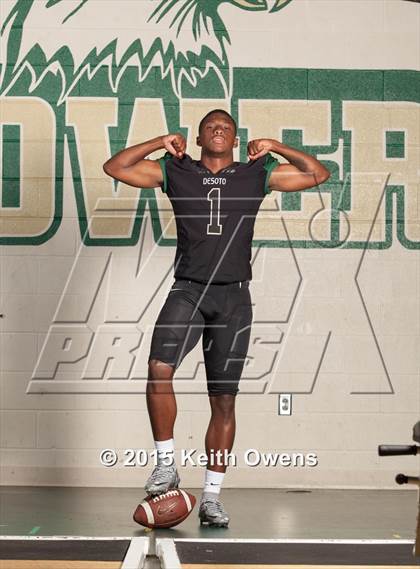 Thumbnail 2 in DeSoto (2015 Preseason Top 25 Photo Shoot)  photogallery.
