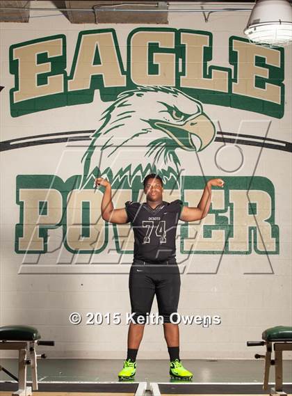 Thumbnail 3 in DeSoto (2015 Preseason Top 25 Photo Shoot)  photogallery.
