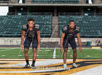 Thumbnail 1 in DeSoto (2015 Preseason Top 25 Photo Shoot)  photogallery.