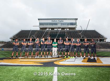 Thumbnail 3 in DeSoto (2015 Preseason Top 25 Photo Shoot)  photogallery.