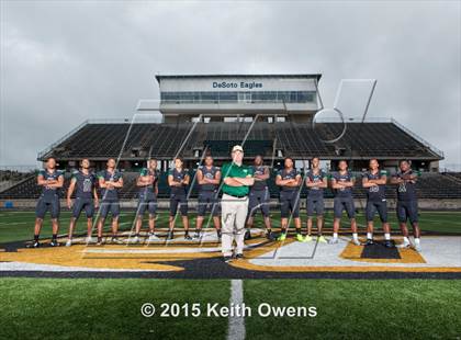 Thumbnail 3 in DeSoto (2015 Preseason Top 25 Photo Shoot)  photogallery.