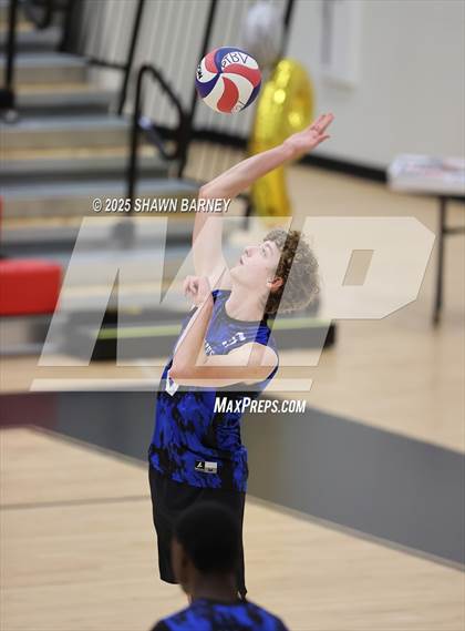 Thumbnail 2 in Indianapolis Shortridge @ Park Tudor photogallery.