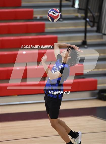 Thumbnail 2 in Indianapolis Shortridge @ Park Tudor photogallery.