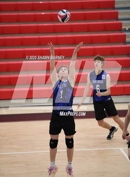 Thumbnail 2 in Indianapolis Shortridge @ Park Tudor photogallery.
