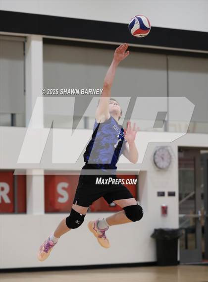 Thumbnail 2 in Indianapolis Shortridge @ Park Tudor photogallery.