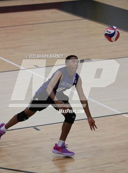 Thumbnail 2 in Indianapolis Shortridge @ Park Tudor photogallery.