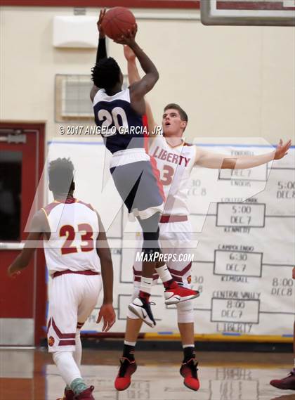 Thumbnail 1 in Campolindo vs Liberty (Stomebarger Tournament) photogallery.