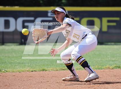 Thumbnail 3 in Folsom @ Oak Ridge (CIF SJS D1 Qtr Finals) photogallery.
