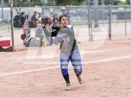 Thumbnail 2 in San Tan Foothills vs Central (Chandler Prep Softball Classic) photogallery.
