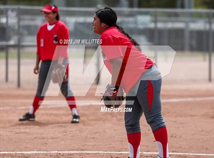 Thumbnail 2 in San Tan Foothills vs Central (Chandler Prep Softball Classic) photogallery.