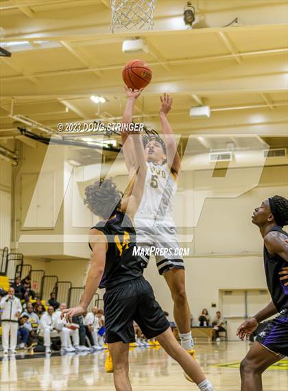 Thumbnail 3 in Oakland Tech vs. Bishop O'Dowd (NORCAL Ultimate Challenge) photogallery.