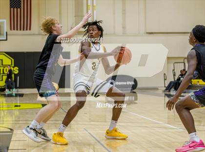 Thumbnail 2 in Oakland Tech vs. Bishop O'Dowd (NORCAL Ultimate Challenge) photogallery.