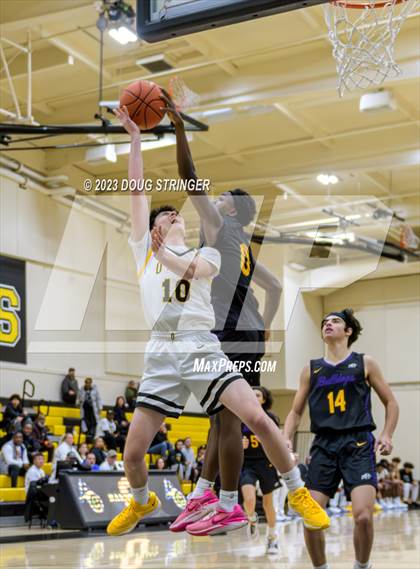 Thumbnail 1 in Oakland Tech vs. Bishop O'Dowd (NORCAL Ultimate Challenge) photogallery.