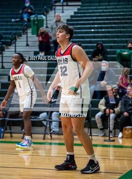 Thumbnail 3 in Union vs. Silas (Hardwood Invite 1st Round) photogallery.