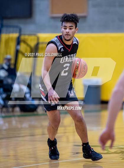 Thumbnail 2 in Union vs. Silas (Hardwood Invite 1st Round) photogallery.