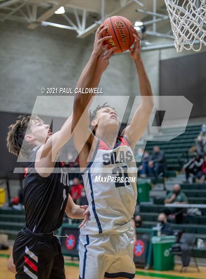 Thumbnail 3 in Union vs. Silas (Hardwood Invite 1st Round) photogallery.