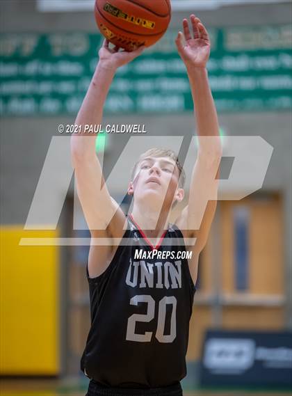 Thumbnail 3 in Union vs. Silas (Hardwood Invite 1st Round) photogallery.
