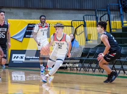 Thumbnail 3 in Union vs. Silas (Hardwood Invite 1st Round) photogallery.