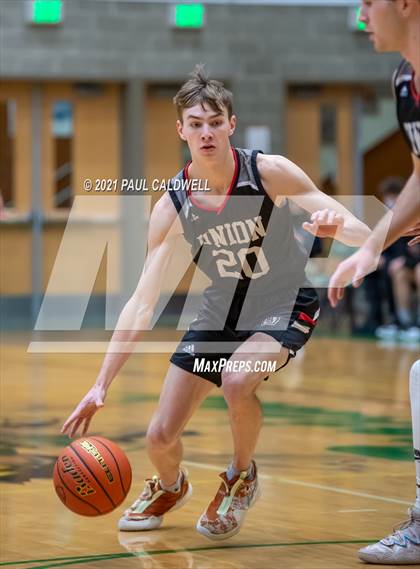 Thumbnail 1 in Union vs. Silas (Hardwood Invite 1st Round) photogallery.
