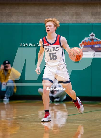 Thumbnail 1 in Union vs. Silas (Hardwood Invite 1st Round) photogallery.