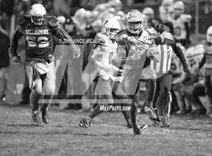 Thumbnail 1 in Sumner vs. Bellarmine Prep photogallery.
