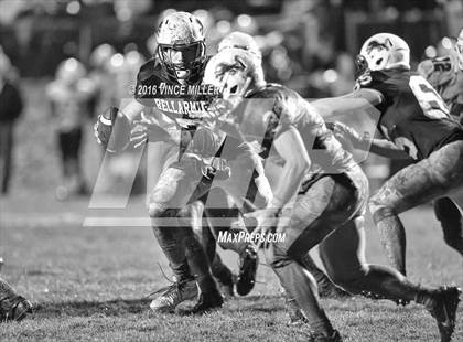 Thumbnail 3 in Sumner vs. Bellarmine Prep photogallery.