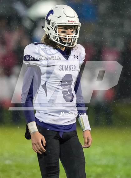 Thumbnail 3 in Sumner vs. Bellarmine Prep photogallery.