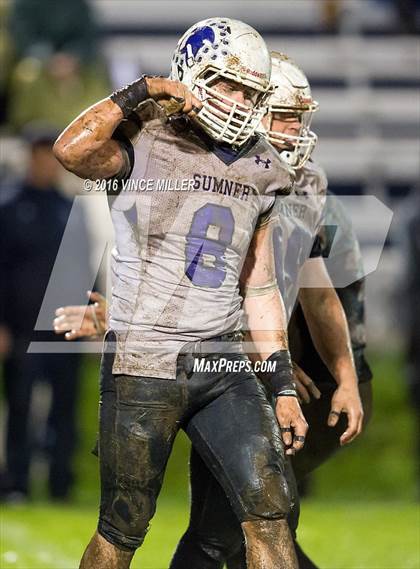 Thumbnail 2 in Sumner vs. Bellarmine Prep photogallery.