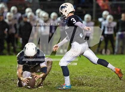 Thumbnail 3 in Sumner vs. Bellarmine Prep photogallery.