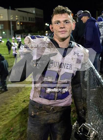Thumbnail 3 in Sumner vs. Bellarmine Prep photogallery.