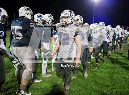Thumbnail 3 in Sumner vs. Bellarmine Prep photogallery.