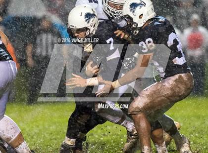 Thumbnail 1 in Sumner vs. Bellarmine Prep photogallery.