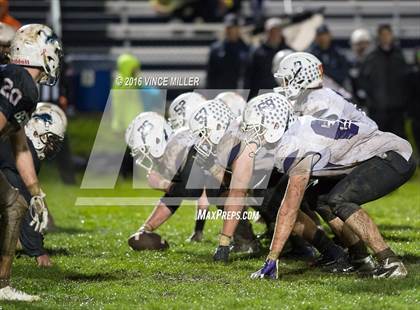 Thumbnail 1 in Sumner vs. Bellarmine Prep photogallery.
