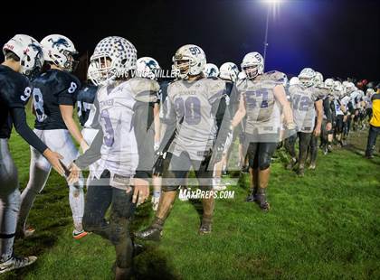 Thumbnail 2 in Sumner vs. Bellarmine Prep photogallery.